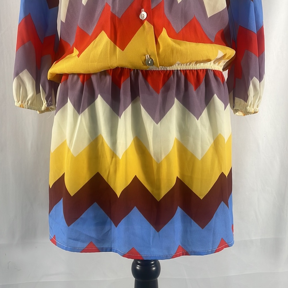 Gianni Bini mini Dress multi colored Chevron Long Sleeve Lace Detail,Medium - Picture 4 of 12